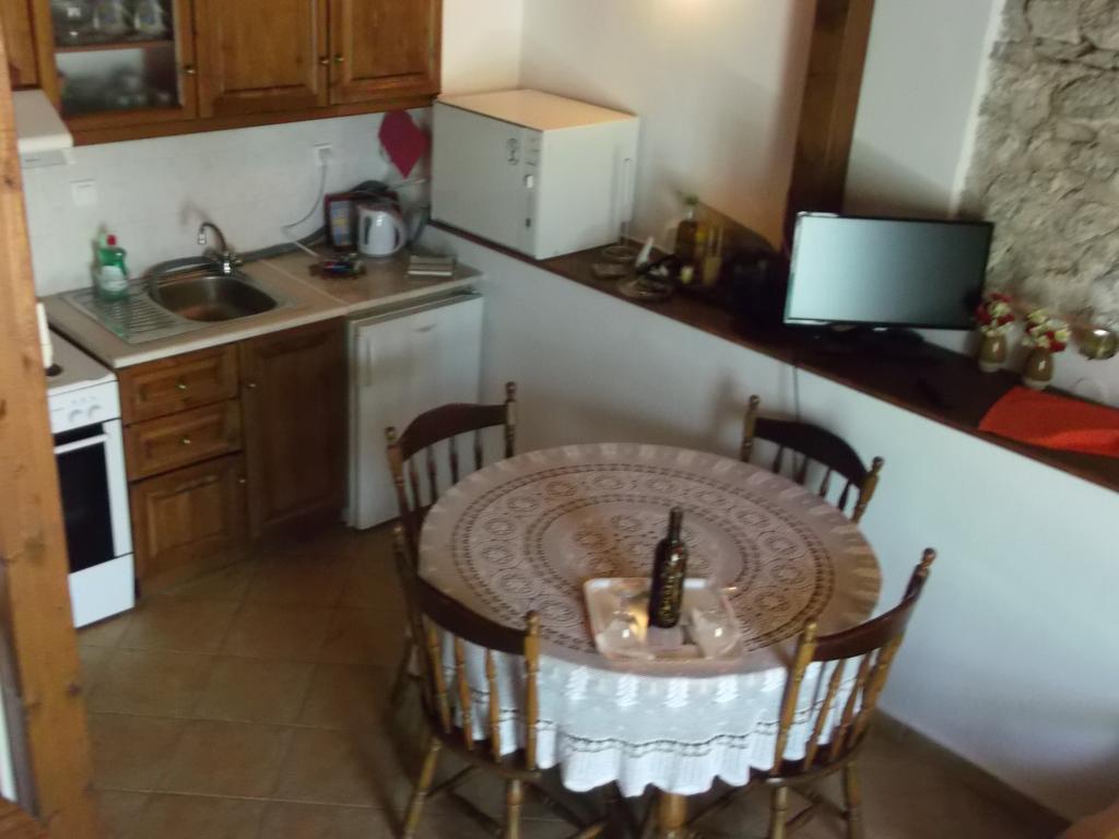 Sivros Stone Cottages Bagian luar foto