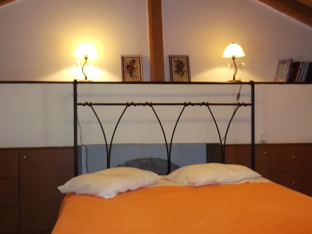 Sivros Stone Cottages Bagian luar foto