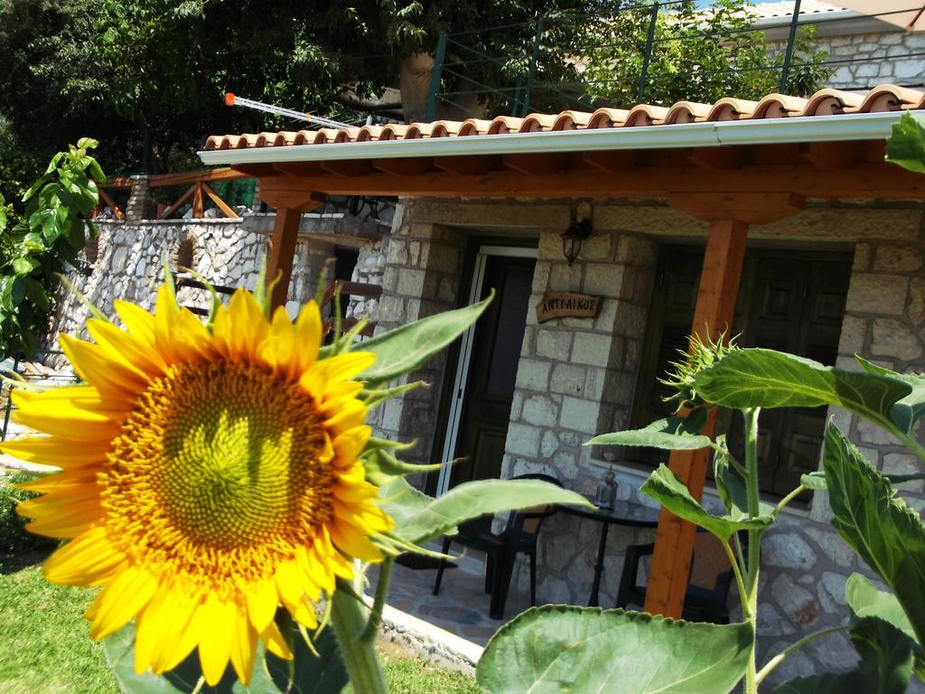 Sivros Stone Cottages Bagian luar foto