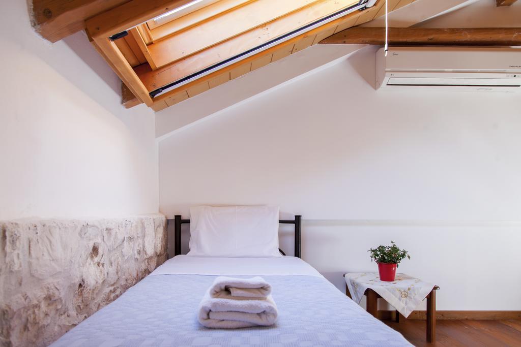 Sivros Stone Cottages Bagian luar foto
